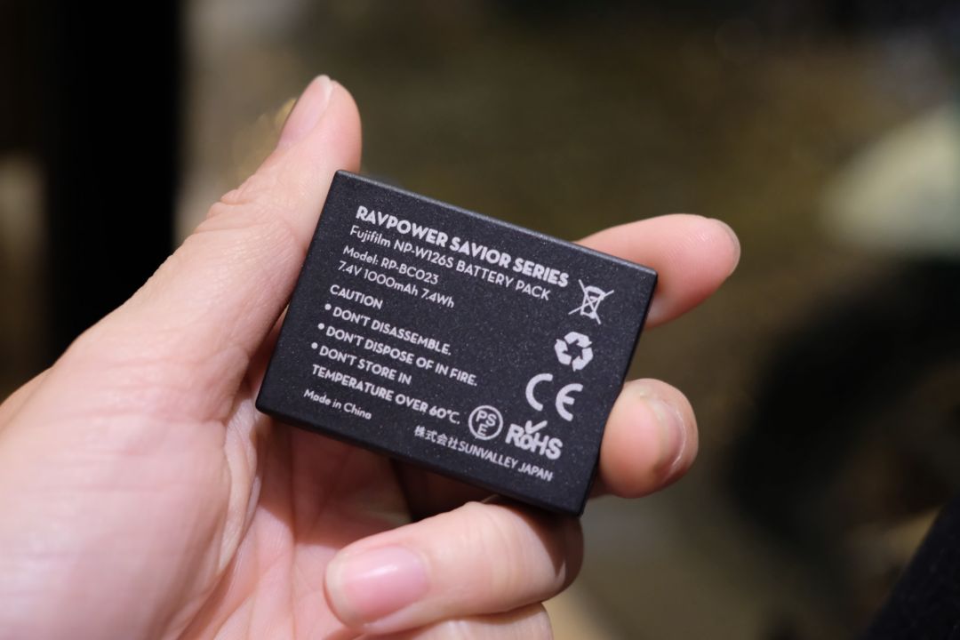 Bo pin sac Ravpower RP BC023 cho Fuji W126s 02