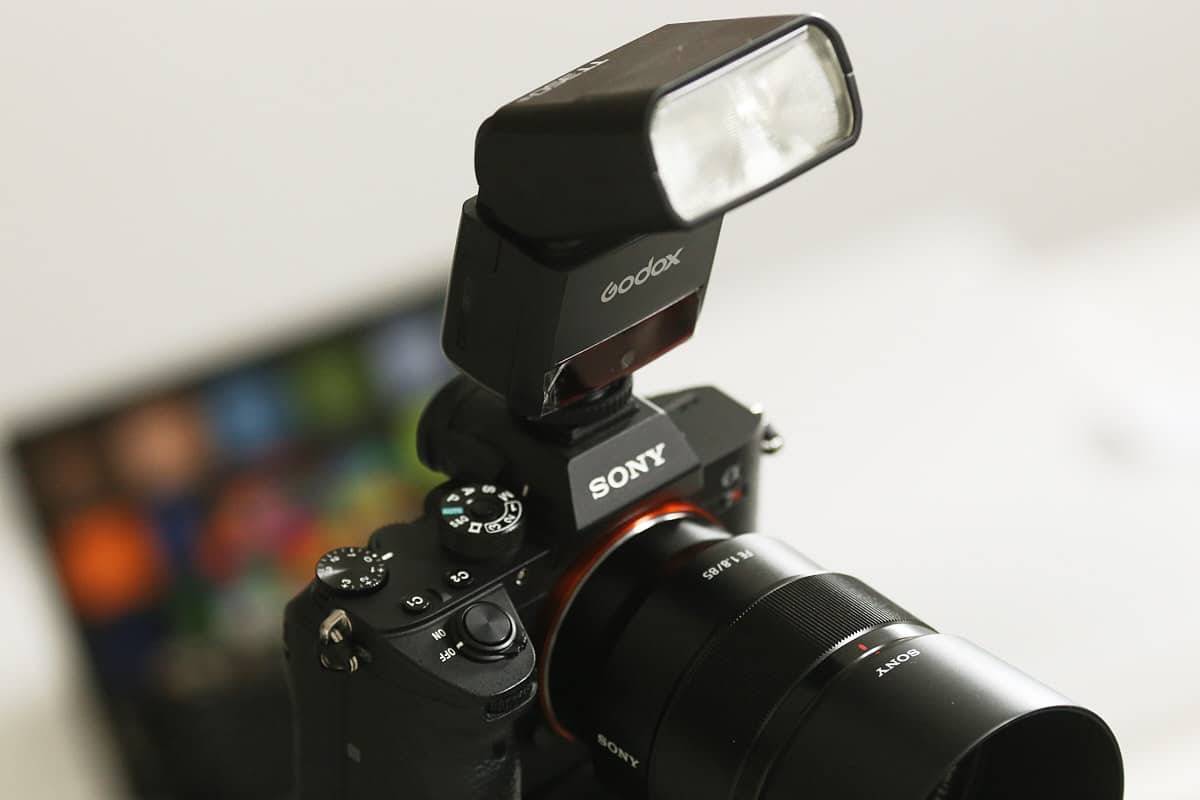 Den flash Godox TT350S cho Sony 02