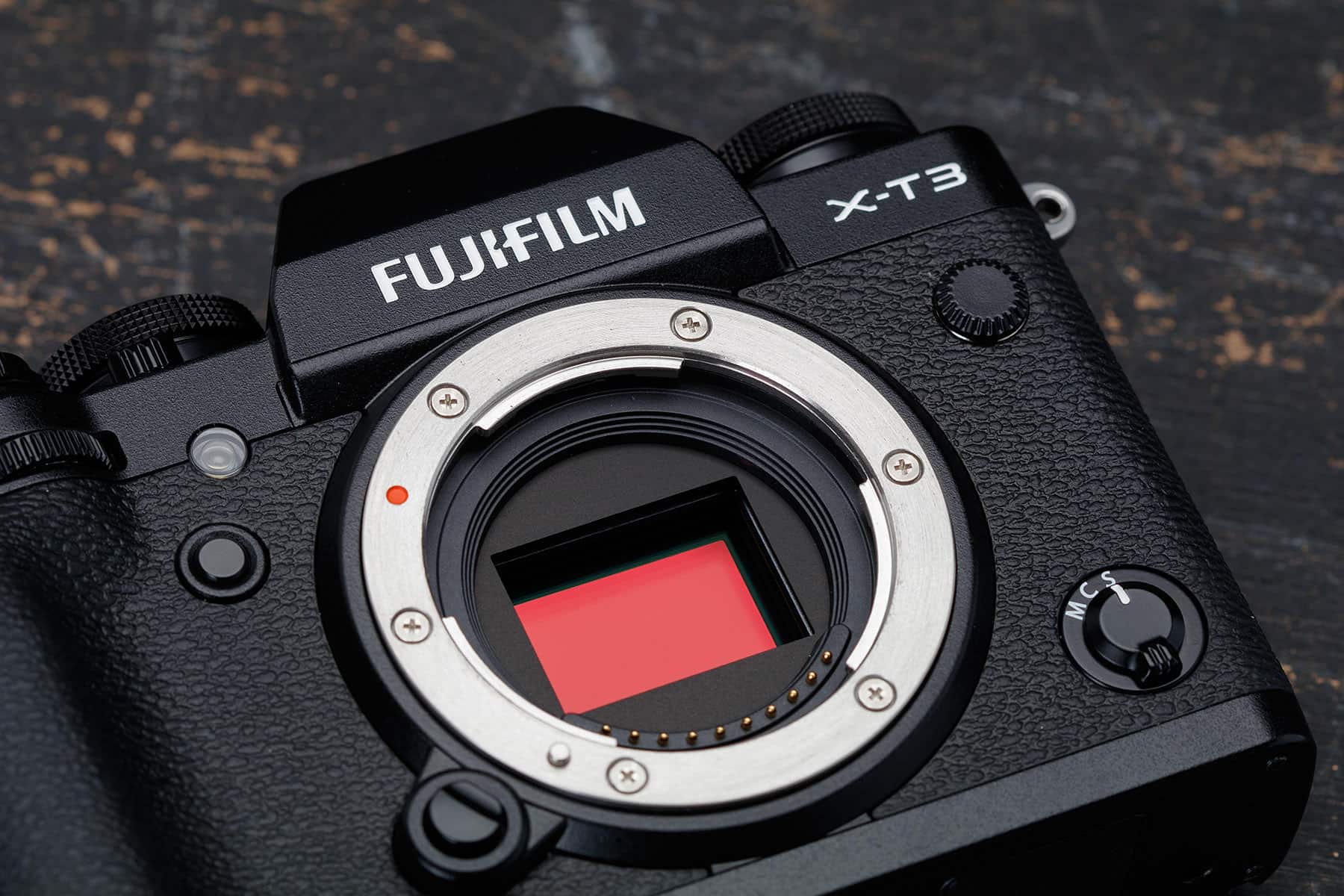 Máy ảnh Fujifilm X-T3 với ống kính XF 18-55mm (Black)