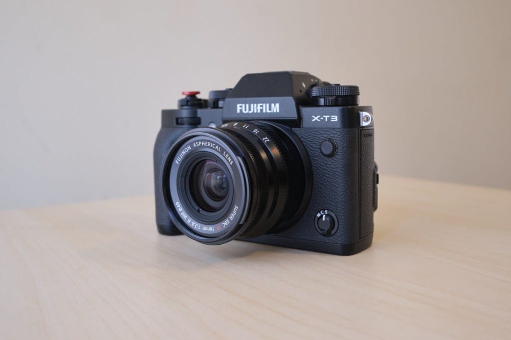 Ống kính Fujifilm XF 16mm F2.8 R WR (Silver) trên XT-3