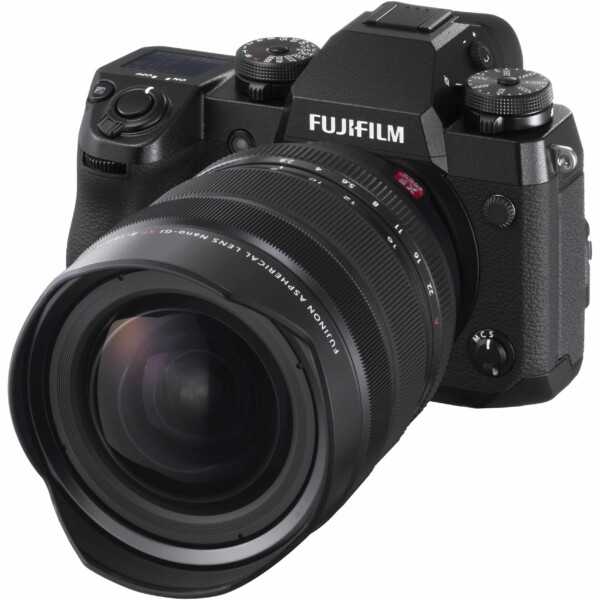 Ống kính Fujifilm XF 8-16mm F2.8 R LM WR