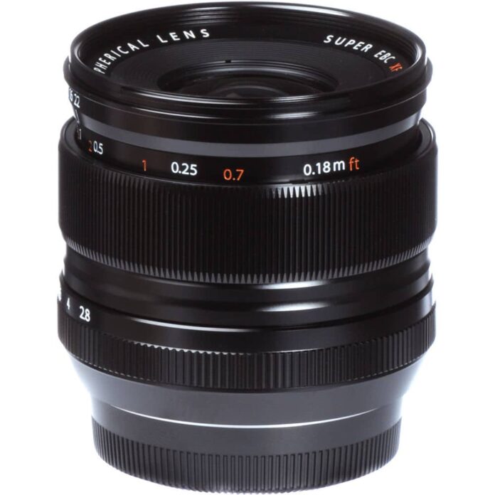 Ống kính Fujifilm XF 14mm F2.8 R