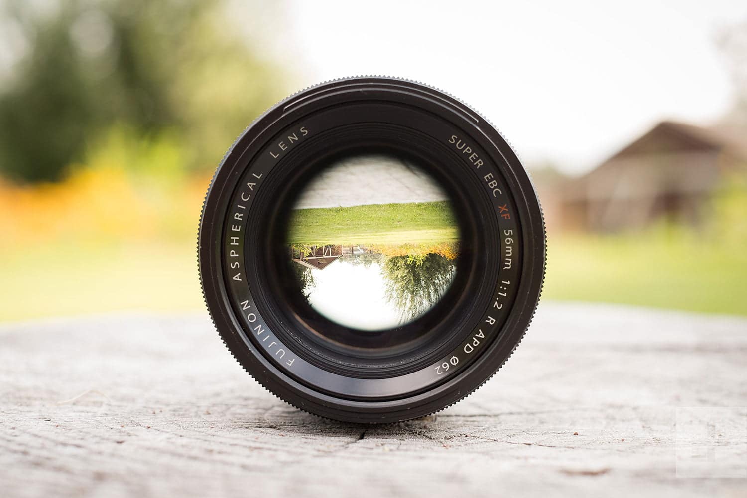 Fujinon 56mm F1.2R APD 01