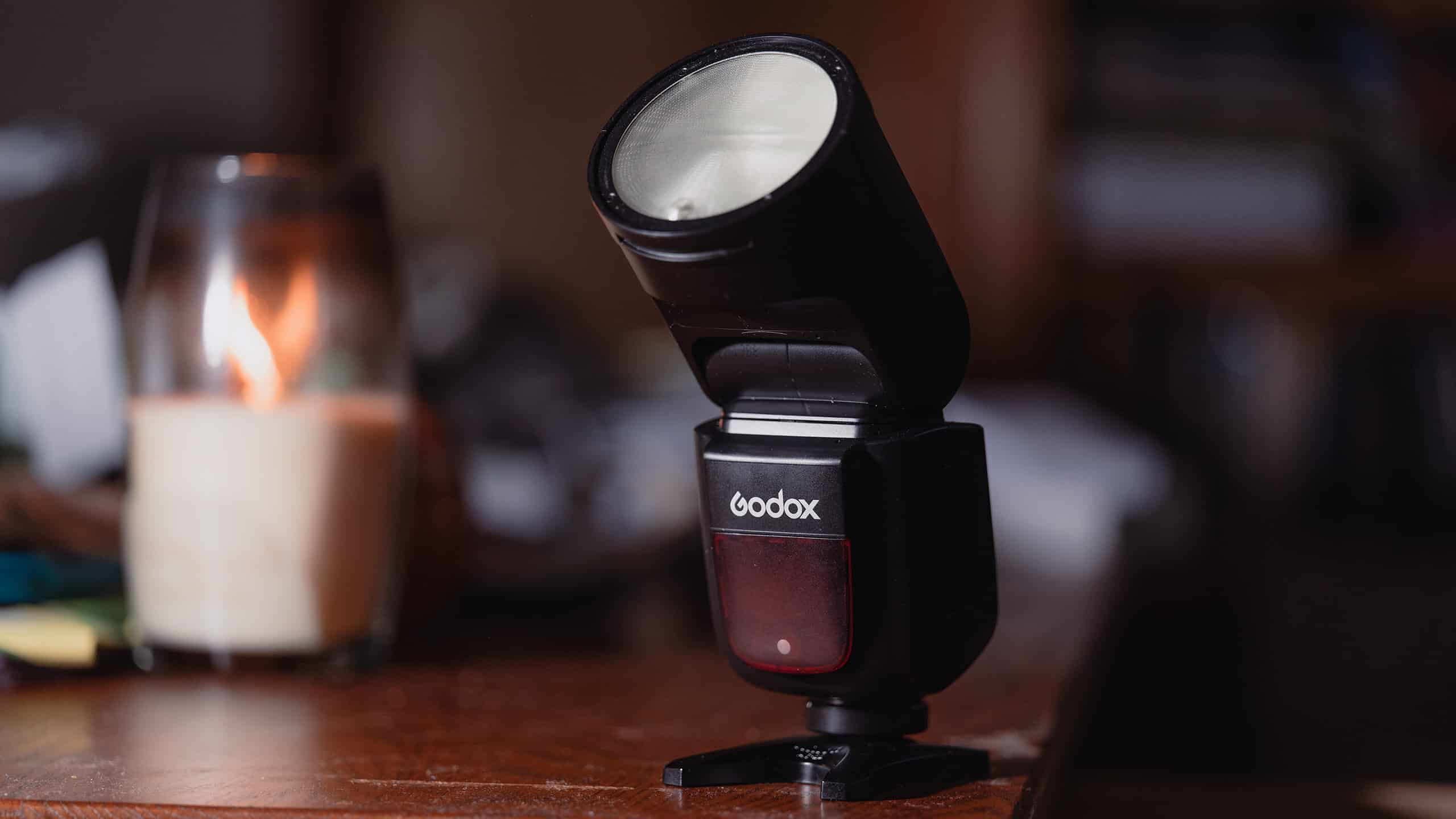 Đèn flash Godox V1 cho Fujifilm