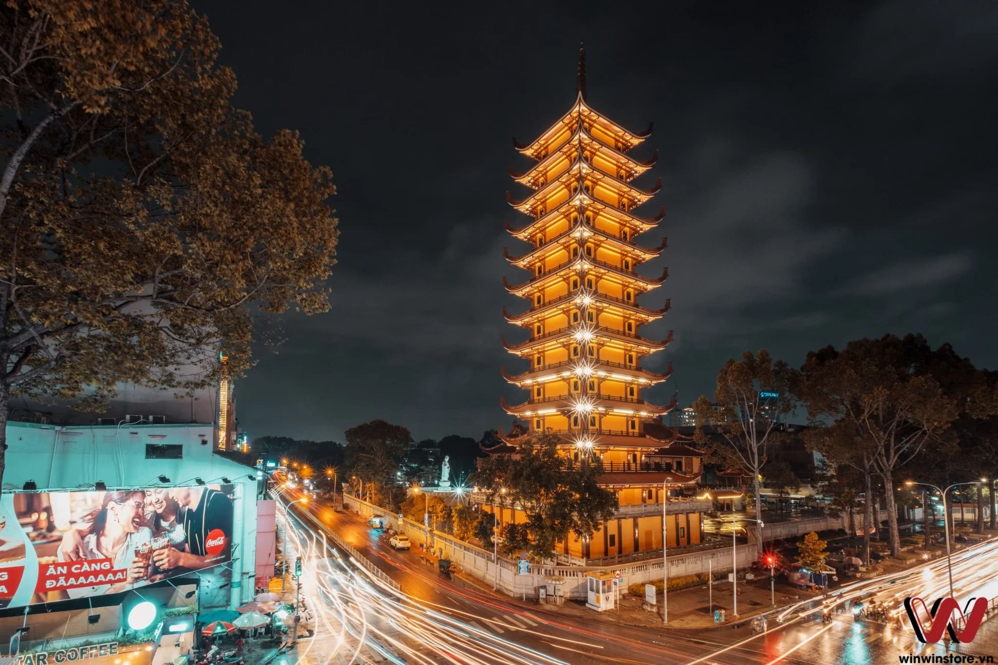 Ong kinh Fujifilm XF 10 24mm F4 R OIS