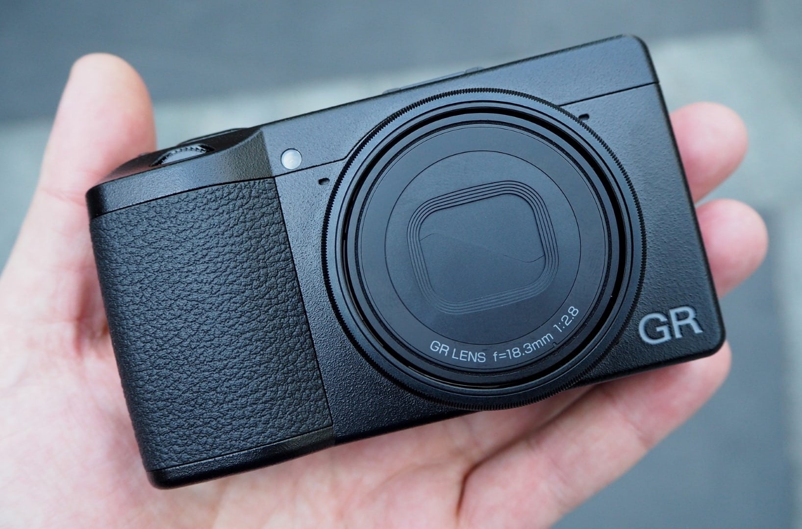RICOH GR III