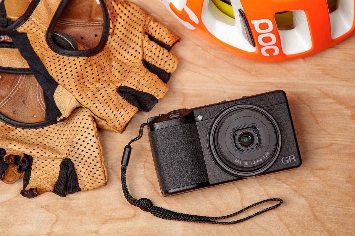 RICOH GR III3