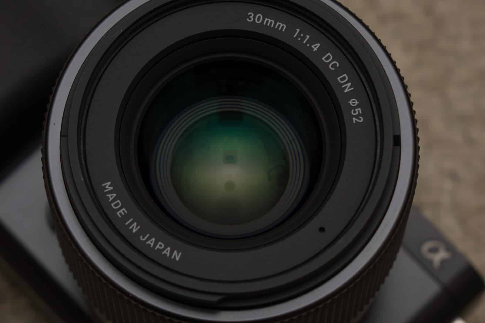 SIGMA 30mm F1.4 DC DN C for Sony E 03