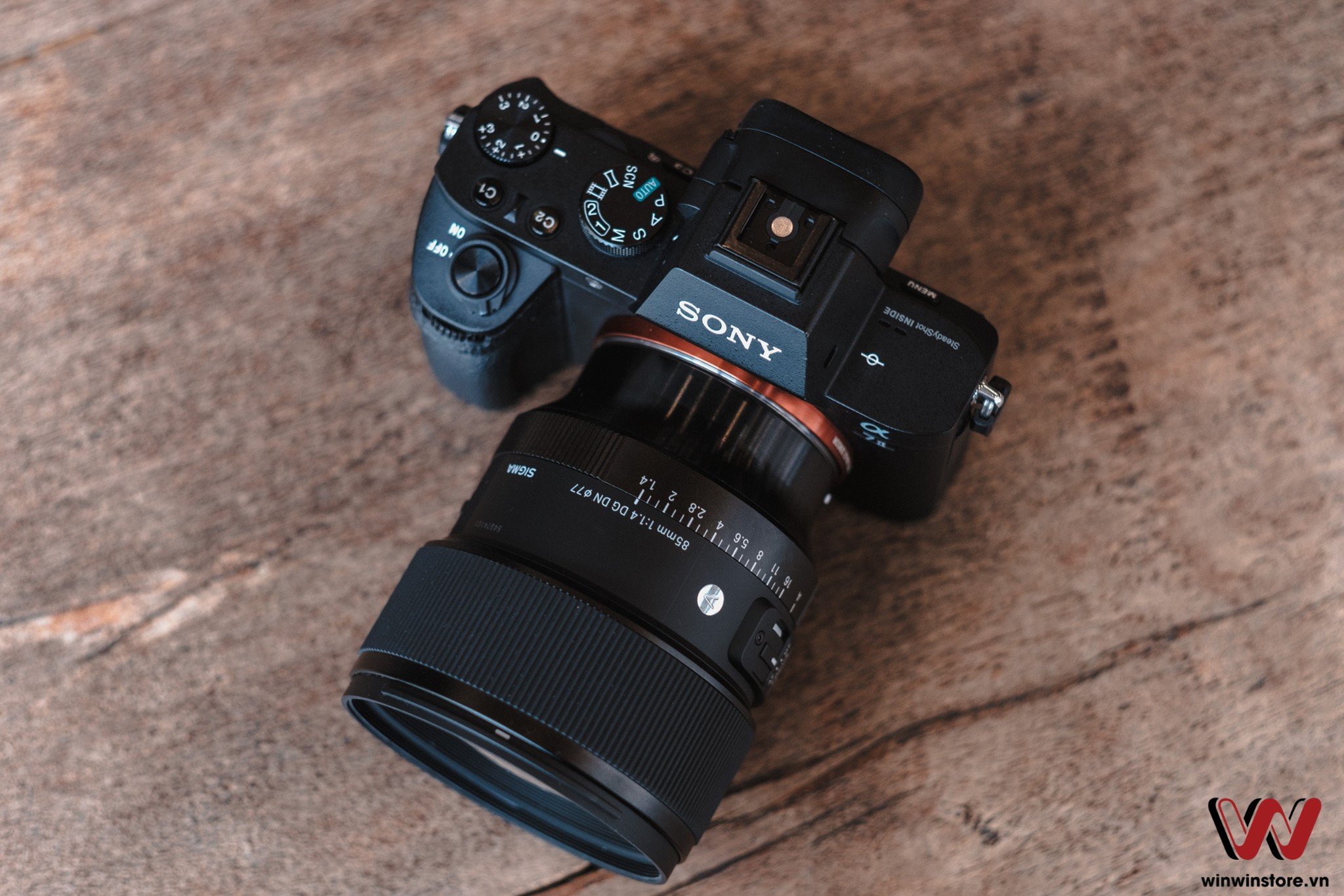 Ống kính Sigma 85mm F1.4 DG DN cho Sony E