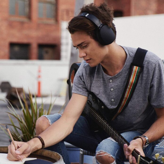 Tai nghe Skullcandy Hesh 3 Wireless Xanh nhiệt đới