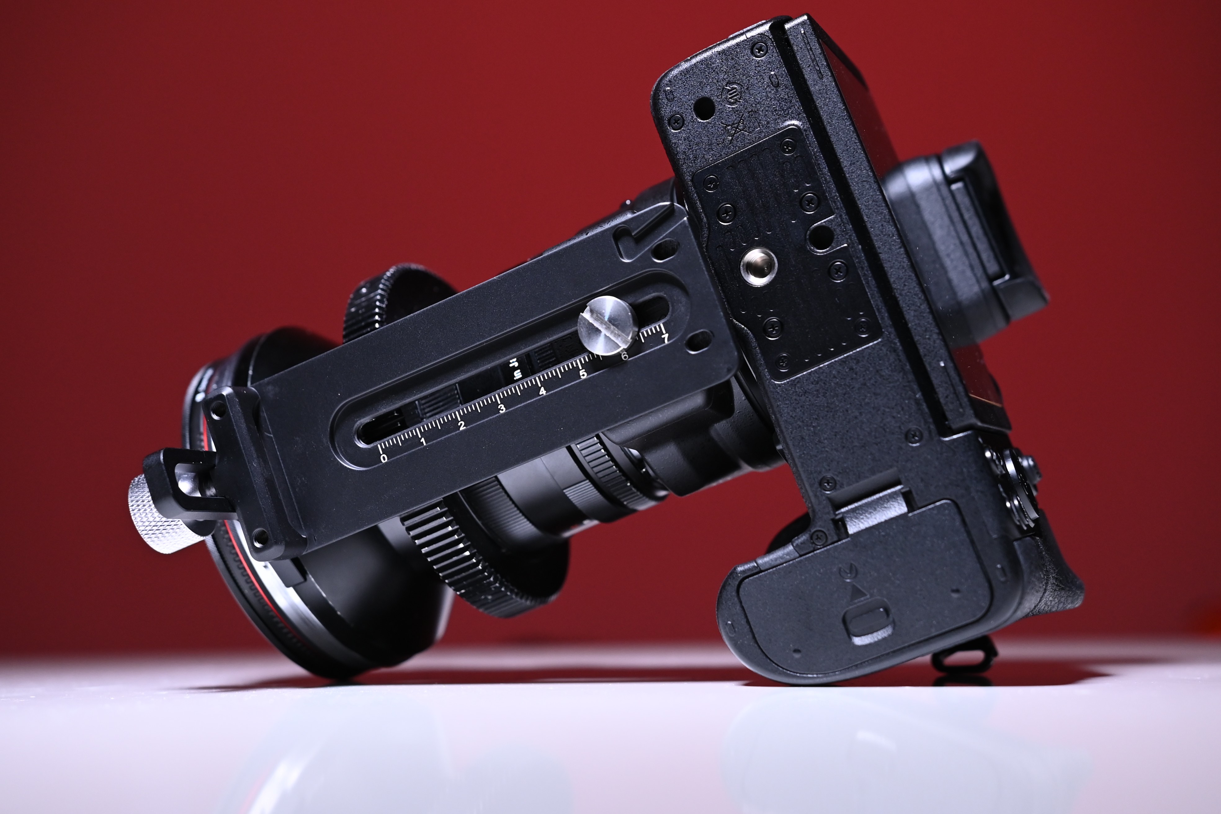 Tay cam chong rung Gimbal Zhiyun Weebill S8