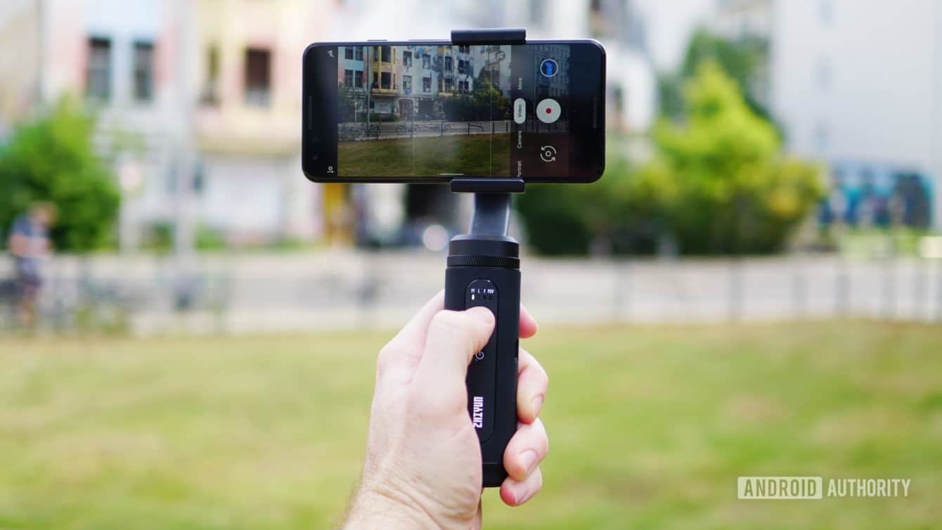 Tay cam chong rung gimbal Zhiyun Smooth Q2