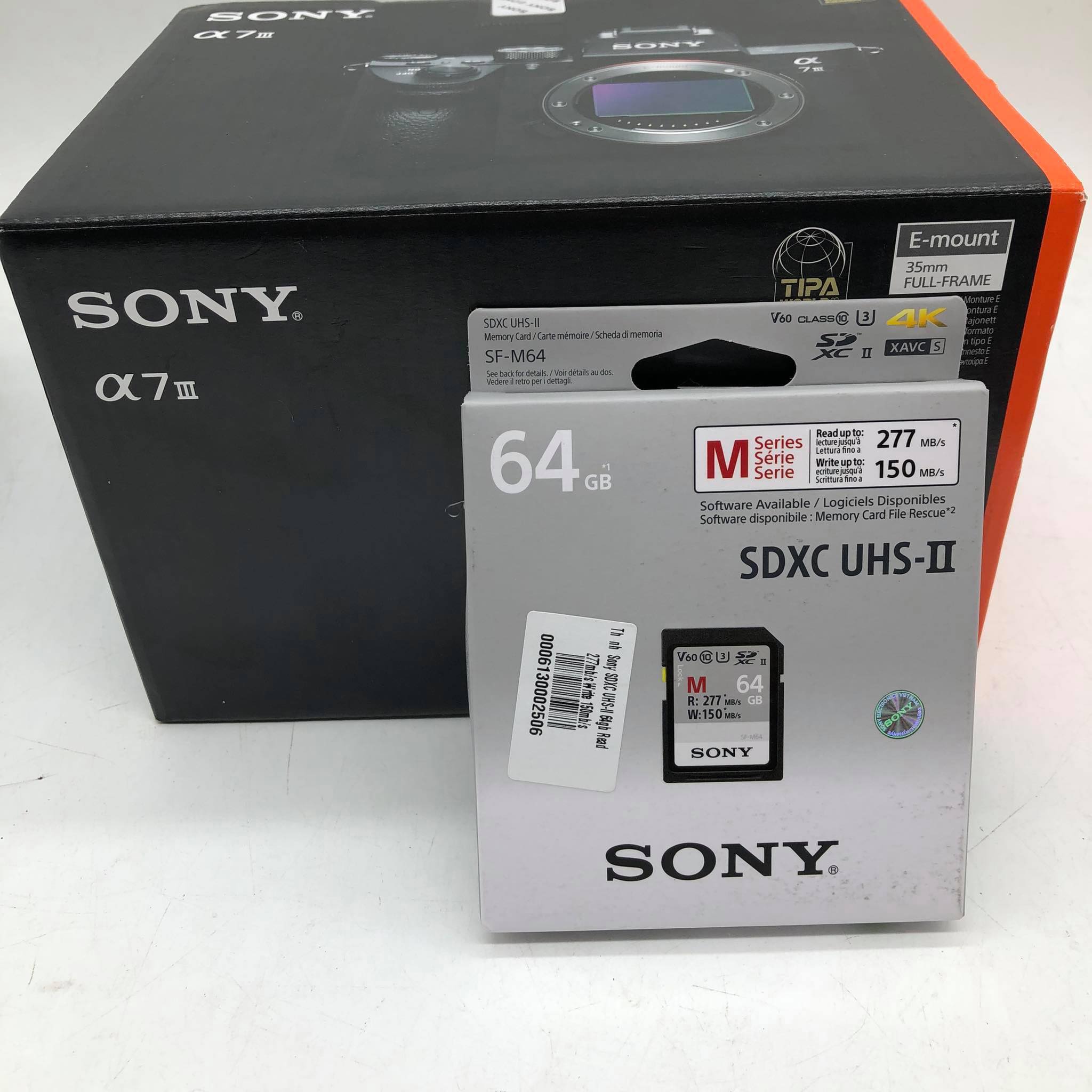 The nho SD Sony 64GB M Series UHS II SDXC