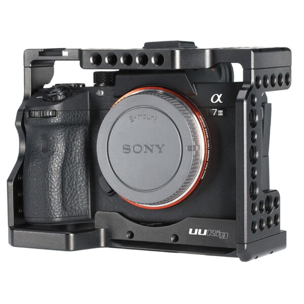 Khung thép máy ảnh Ulanzi UURig C-A7III cho Sony A7 III, A7S II, A7R IV, A7 RIII