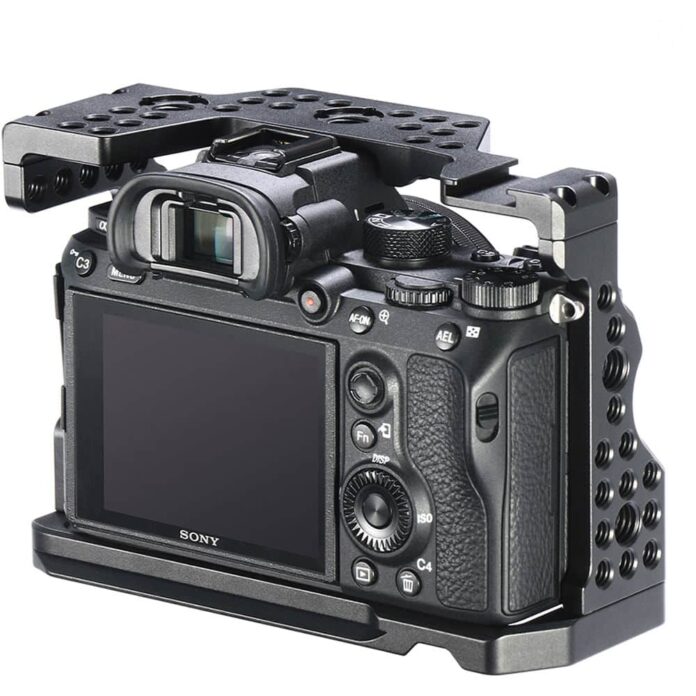 Khung thép máy ảnh Ulanzi UURig C-A7III cho Sony A7 III, A7S II, A7R IV, A7 RIII