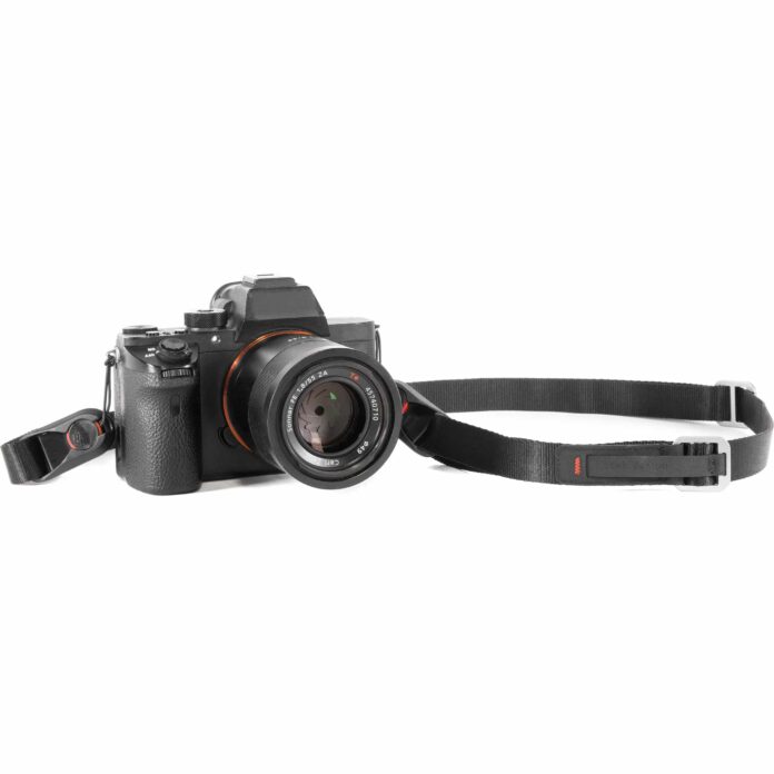 Dây đeo máy ảnh Peak Design Leash (Black)