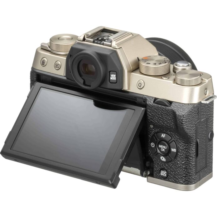 Máy ảnh Fujifilm X-T100 với ống kính XC 15-45mm