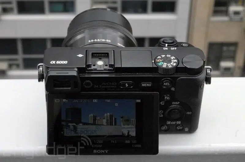 Máy ảnh Sony Alpha A6000 cũ