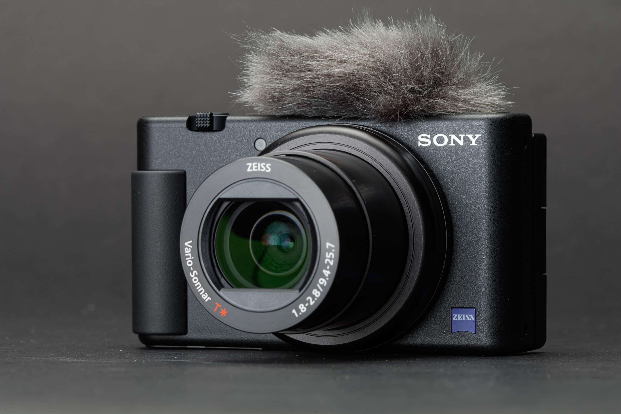 Máy ảnh Sony ZV-1 Starter Kit
