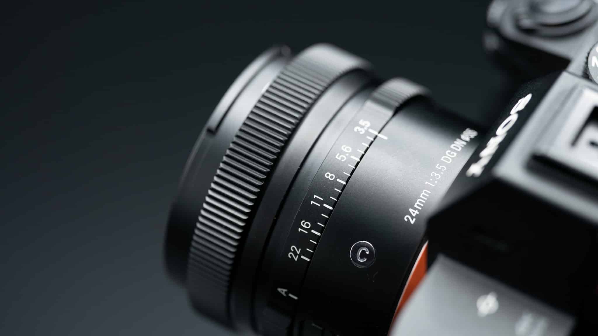 Ống kính Sigma 24mm F3.5 DG DN Contemporary cho Sony E