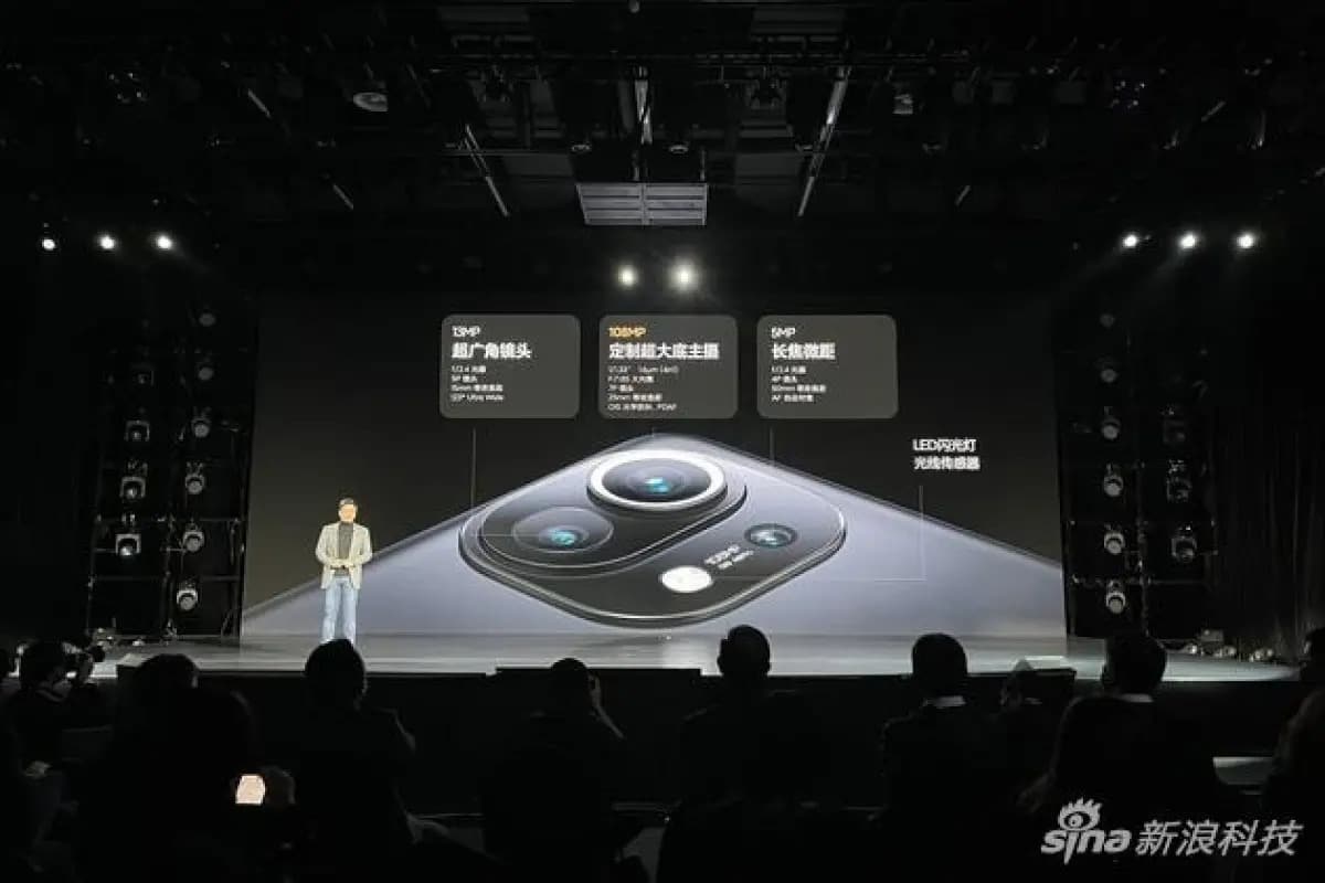 Xiaomi Mi 11 official3.jpg