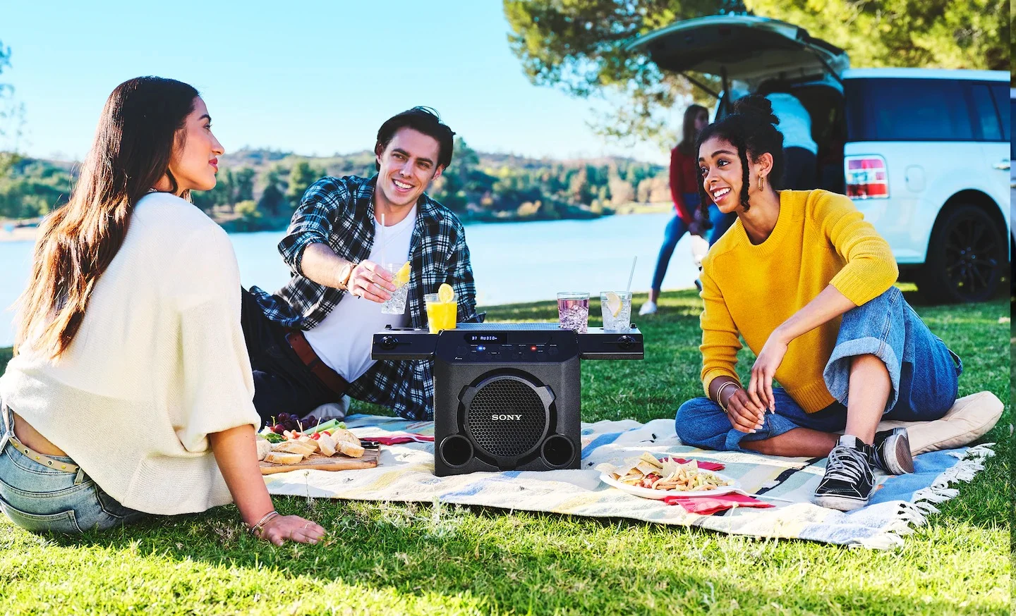 Dàn âm thanh Hifi Sony GTK-PG10 - karaoke, cắm trại, vui chơi ngoài trời