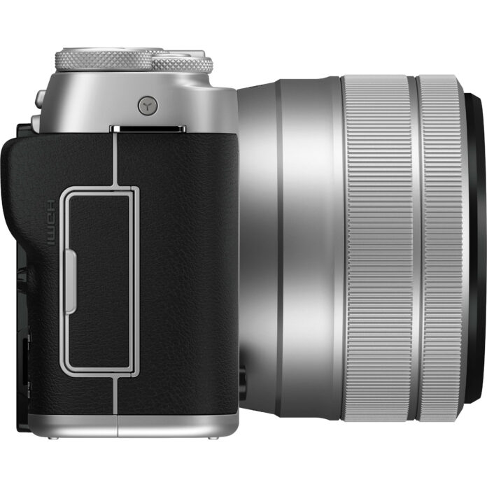 Máy ảnh Fujifilm X-A7 với ống kính XC 15-45mm (Silver)