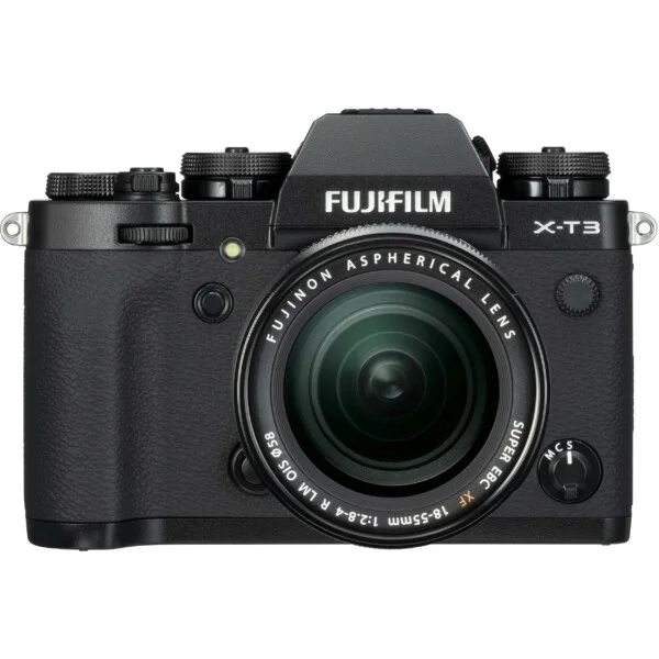 Máy ảnh Fujifilm X-T3 với ống kính XF 18-55mm (Black) là bộ đôi tuyệt vời dành cho người chơi máy ảnh với nhu cầu đa dạng từ chụp chân dung đến phong cảnh, đường phố.
