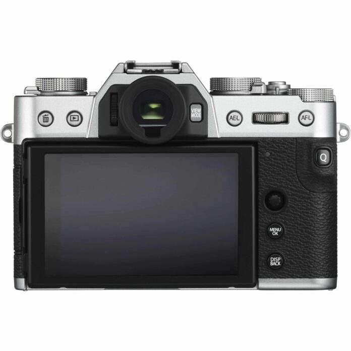 Máy ảnh Fujifilm X-T30 với ống kính XC 15-45mm (Silver)