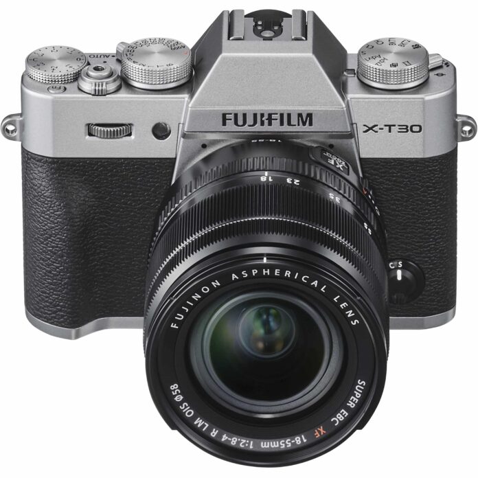 Máy ảnh Fujifilm X-T30 với ống kính XF 18-55mm (Silver)