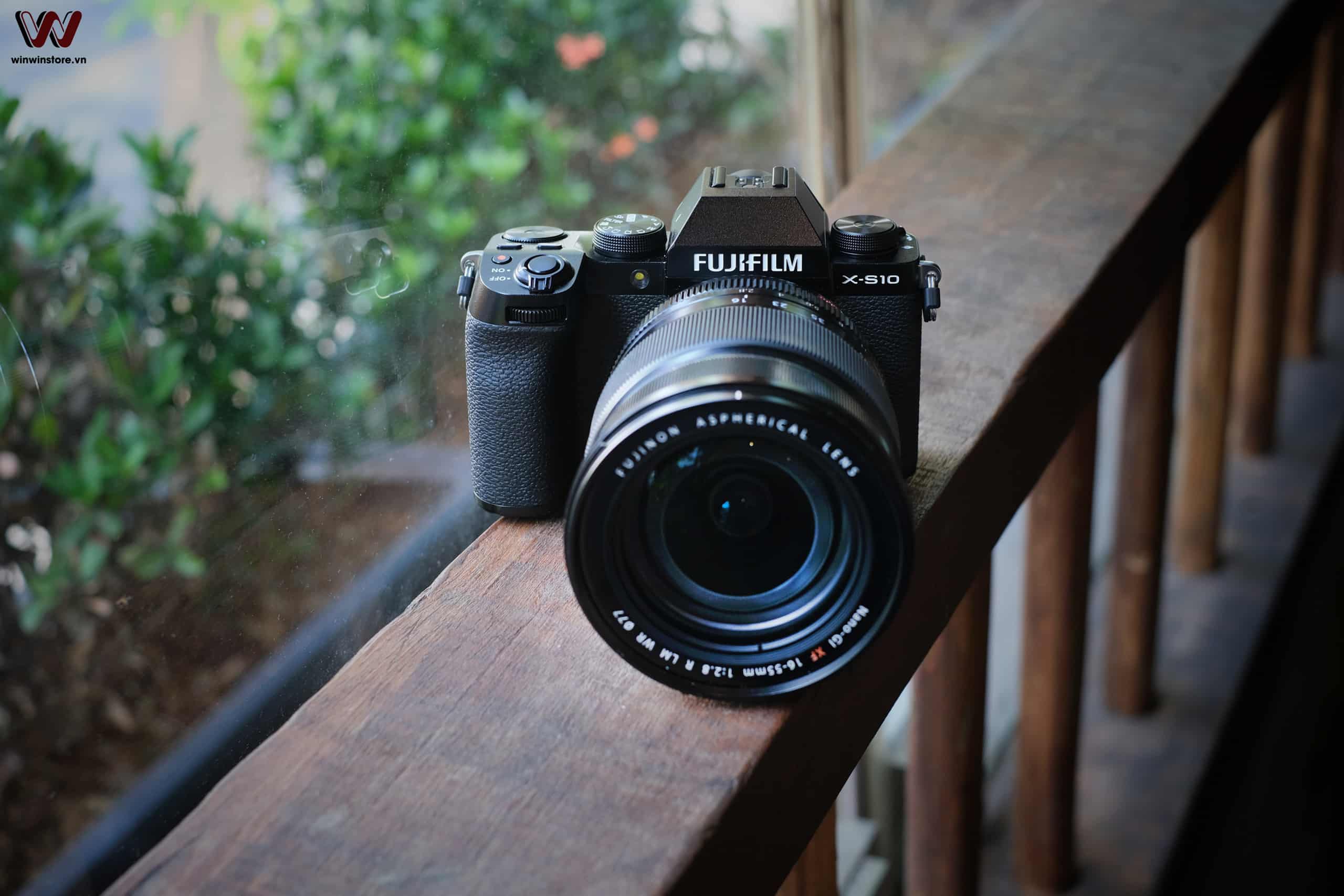Danh gia Fujifilm X S10 winwinstore 01