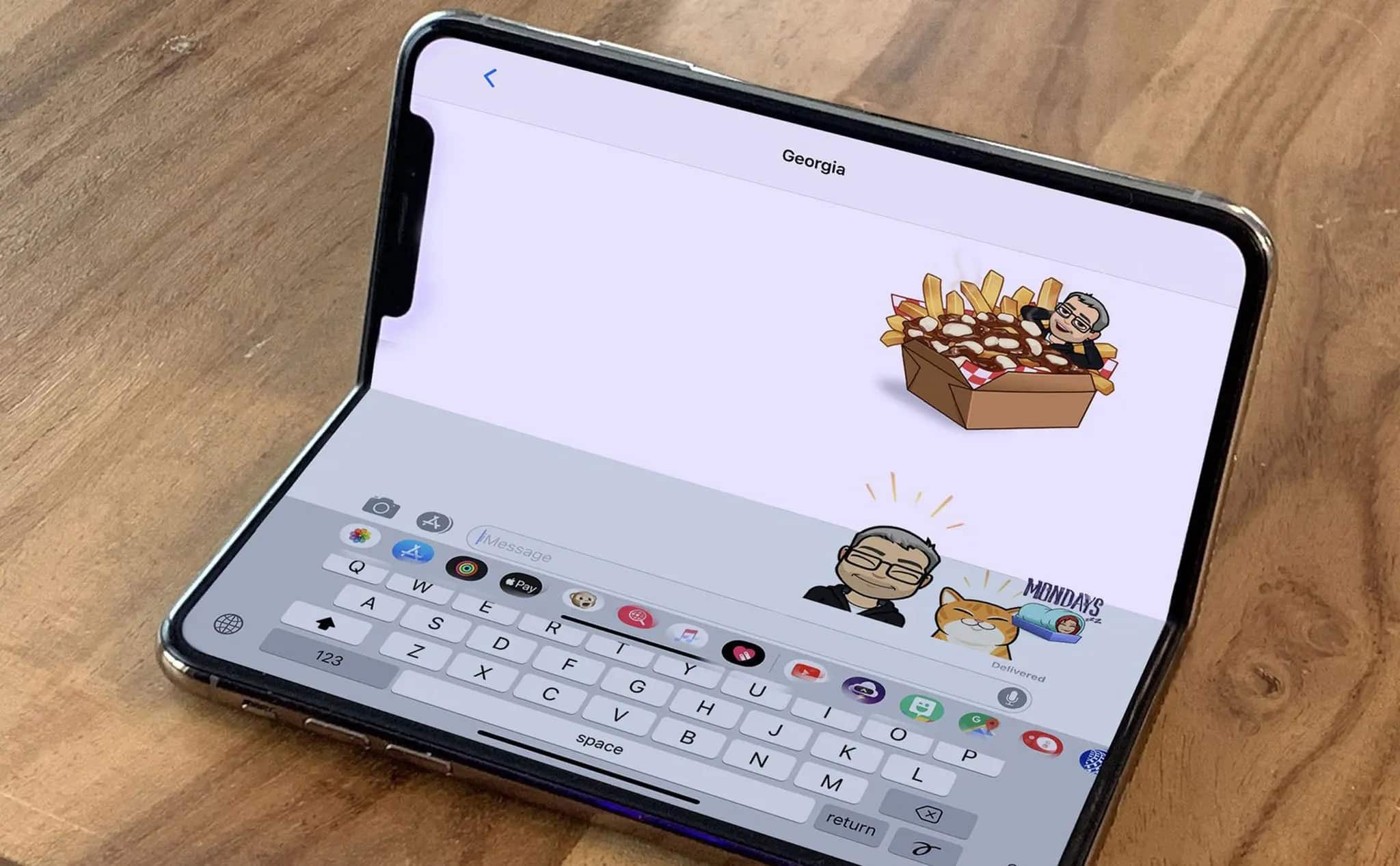 Foldable iPhone Prototype2.jpg