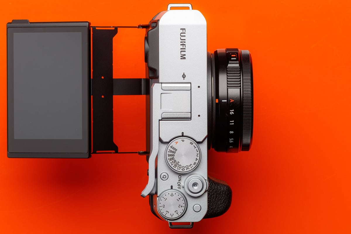 Fujifilm X E4 8