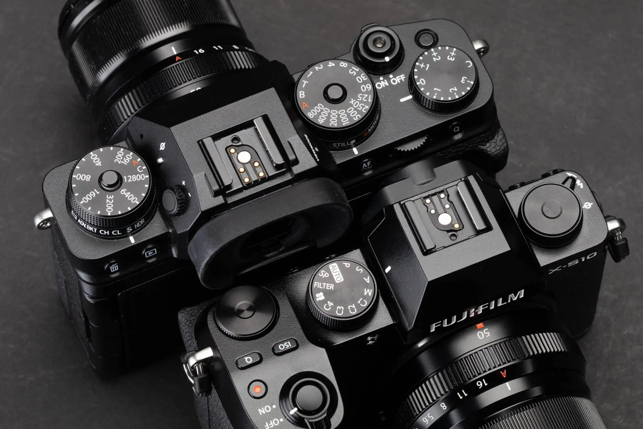 Fujifilm X T4 vs X S10 01 2048x1 1