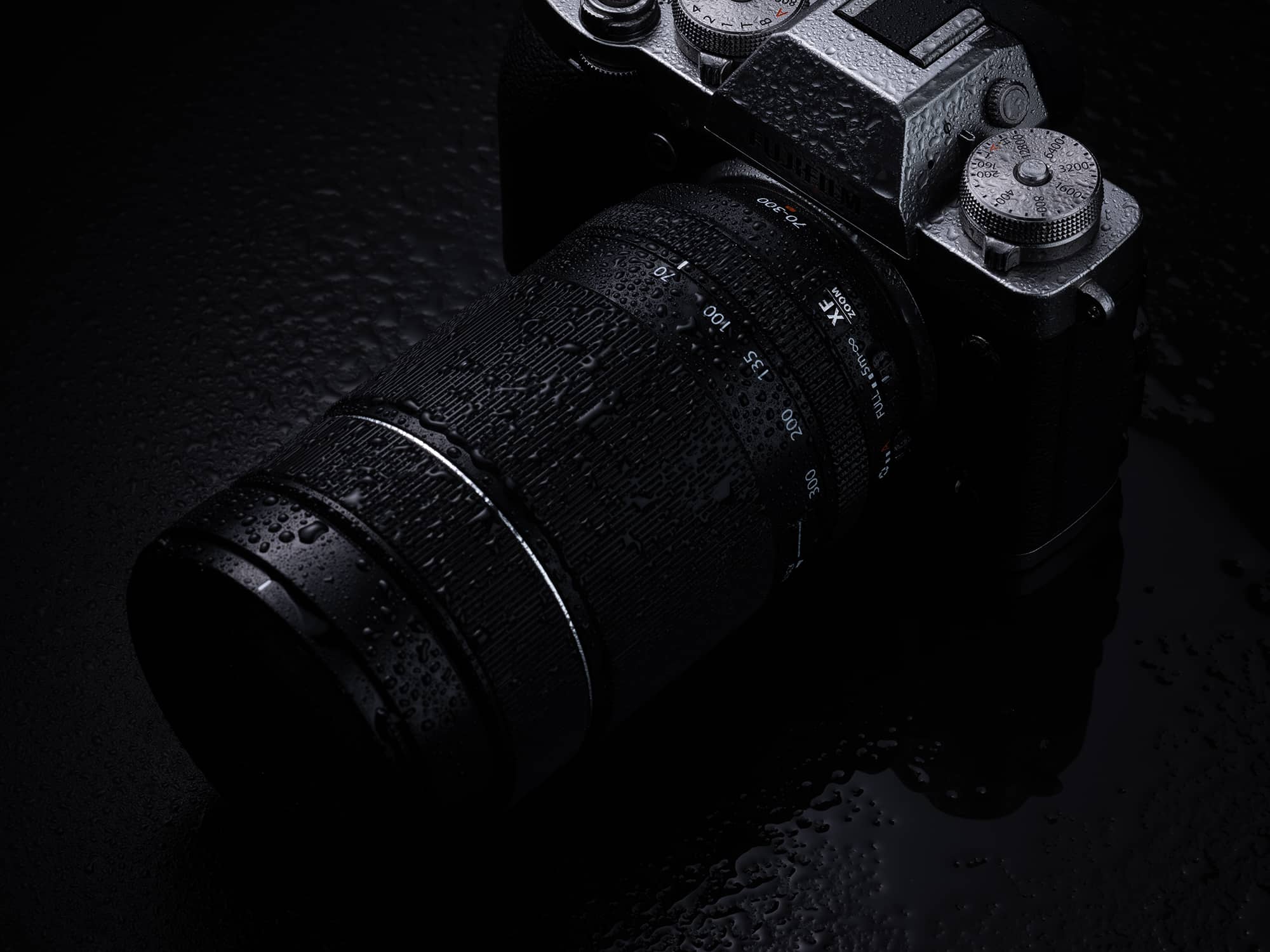 XF 70 300 F4 5.6 R LM OIS WR cover