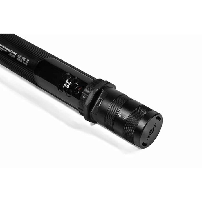 Đèn led cầm tay Iwata Master R MA-01 RGB