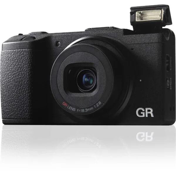 Máy ảnh compact Ricoh GR II