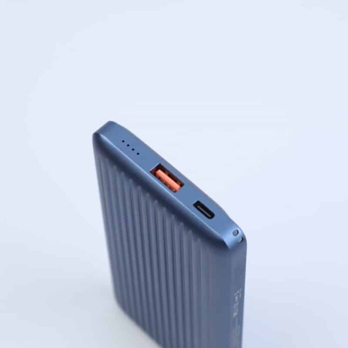 Pin sạc dự phòng iWALK Polymer 10.000mAh UBC10000PS