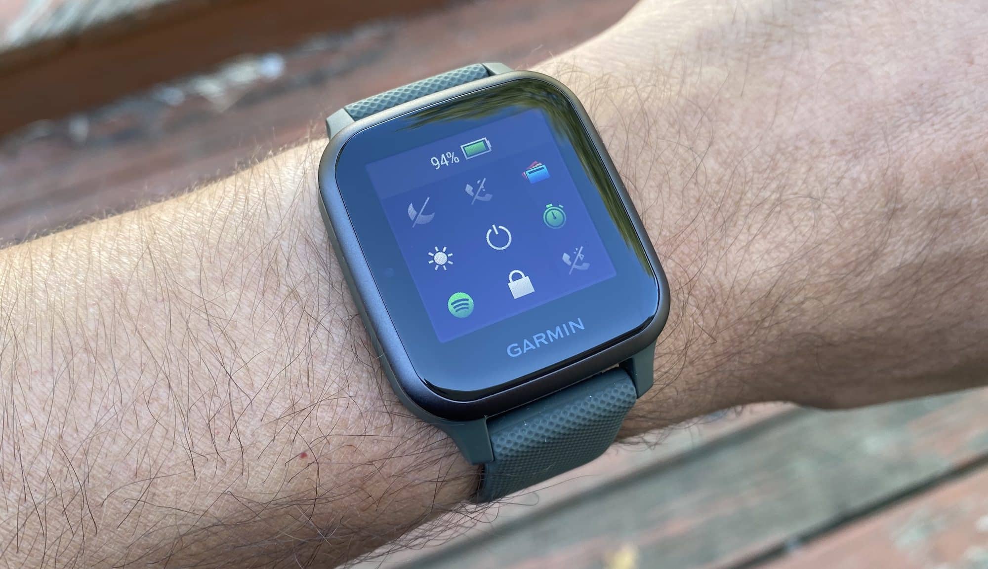 Garmin Venu SQ04
