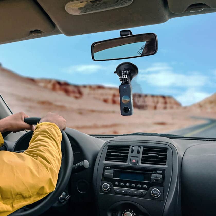 Insta360 ONE X2 01