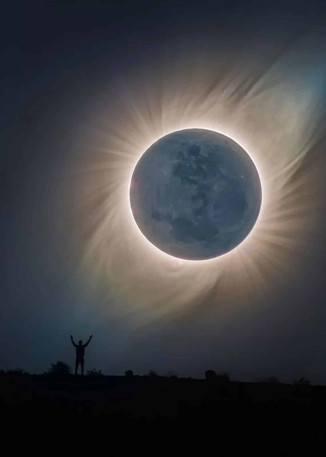 Loạt ảnh thiên văn đẹp về Mặt Trời, Mặt Trăng và Dải Ngân Hà trong năm 2020