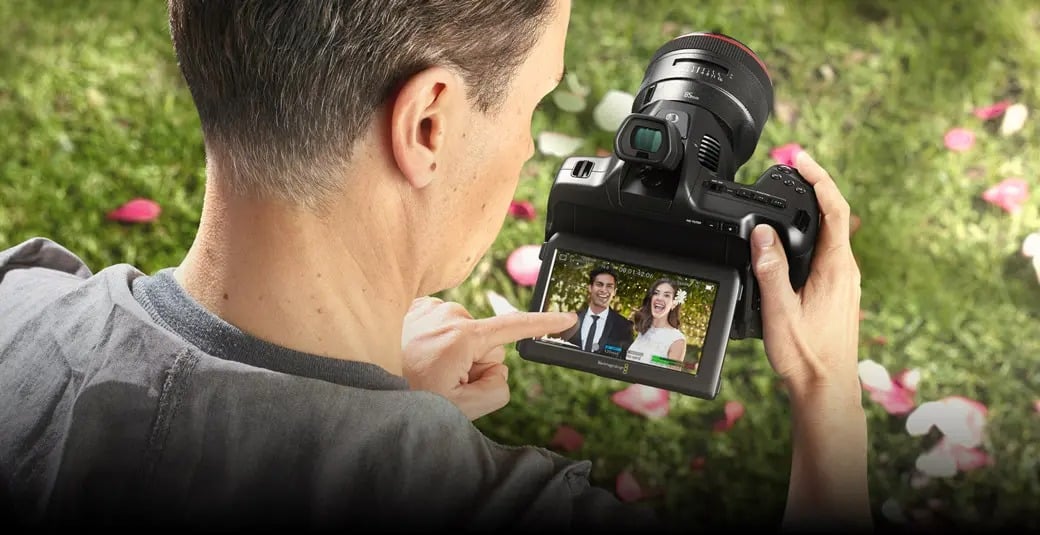 Blackmagic Design ra mắt Pocket Cinema Camera 6K Pro mới có filter ND tích hợp, có màn hình xoay lật