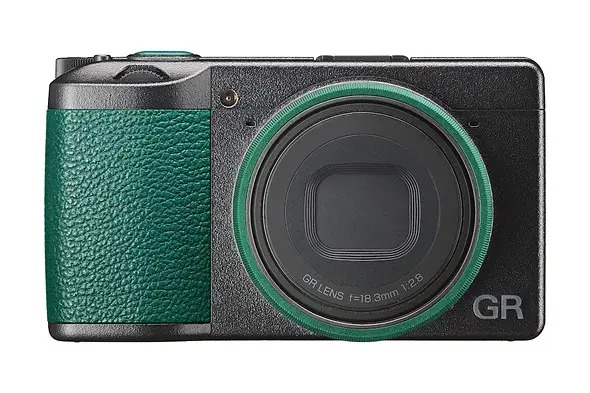 Ricoh GR III ‘GRowING’ phiên bản đặc biệt màu xanh lá, bán giới hạn