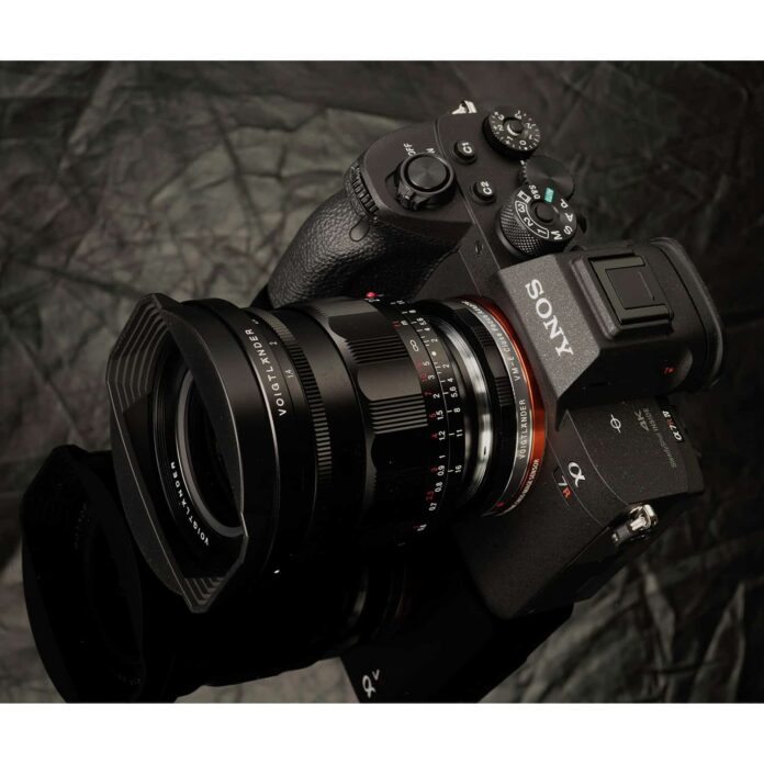 Ống kính Voigtlander Nokton 21mm F1.4 Aspherical cho Sony E