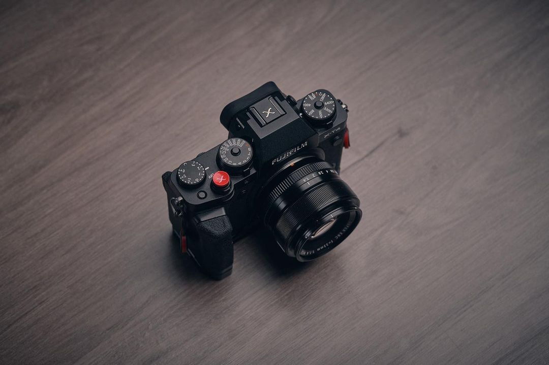 xf 35mm F1.4 fuji.dude