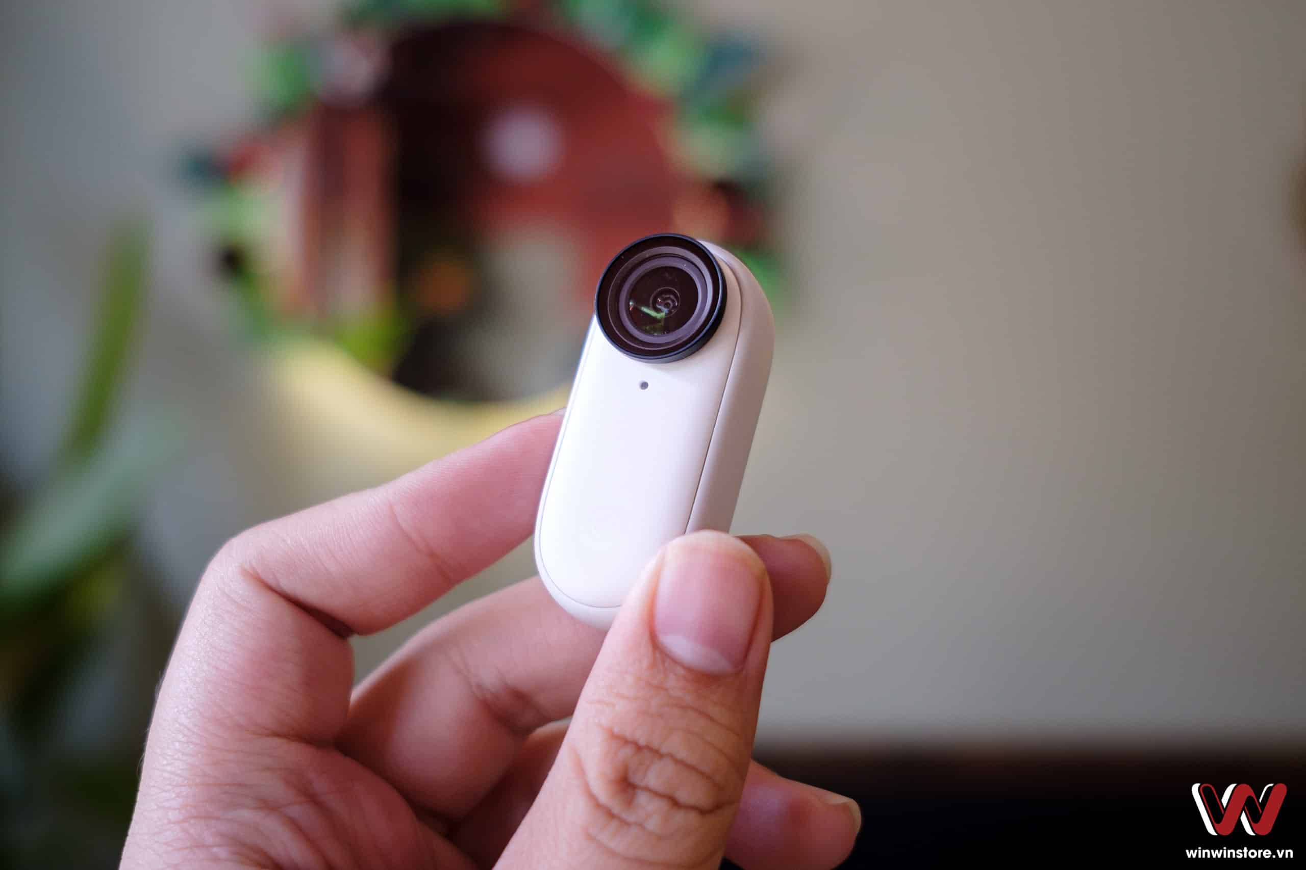 Camera hành trình Insta360 GO 2 (32GB)