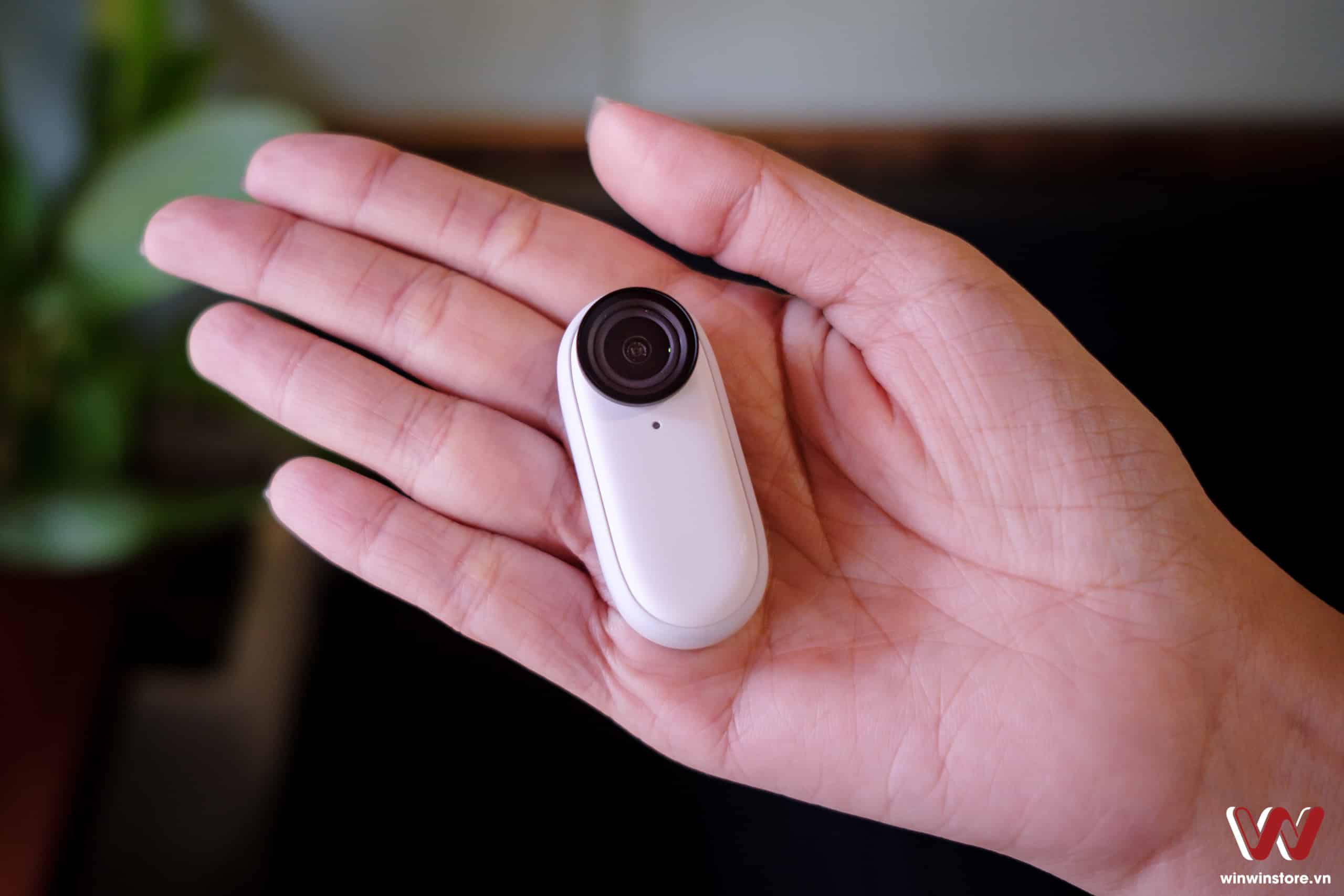 Camera hành trình Insta360 GO 2 (64GB)