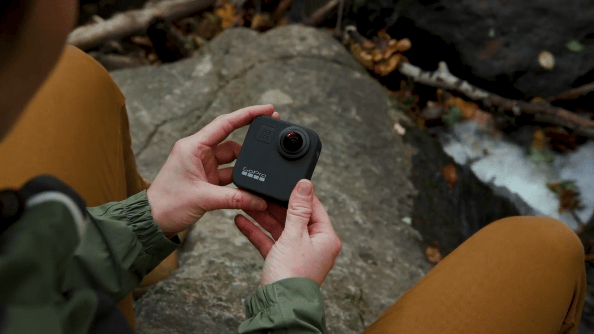 One X2 vs Go Pro