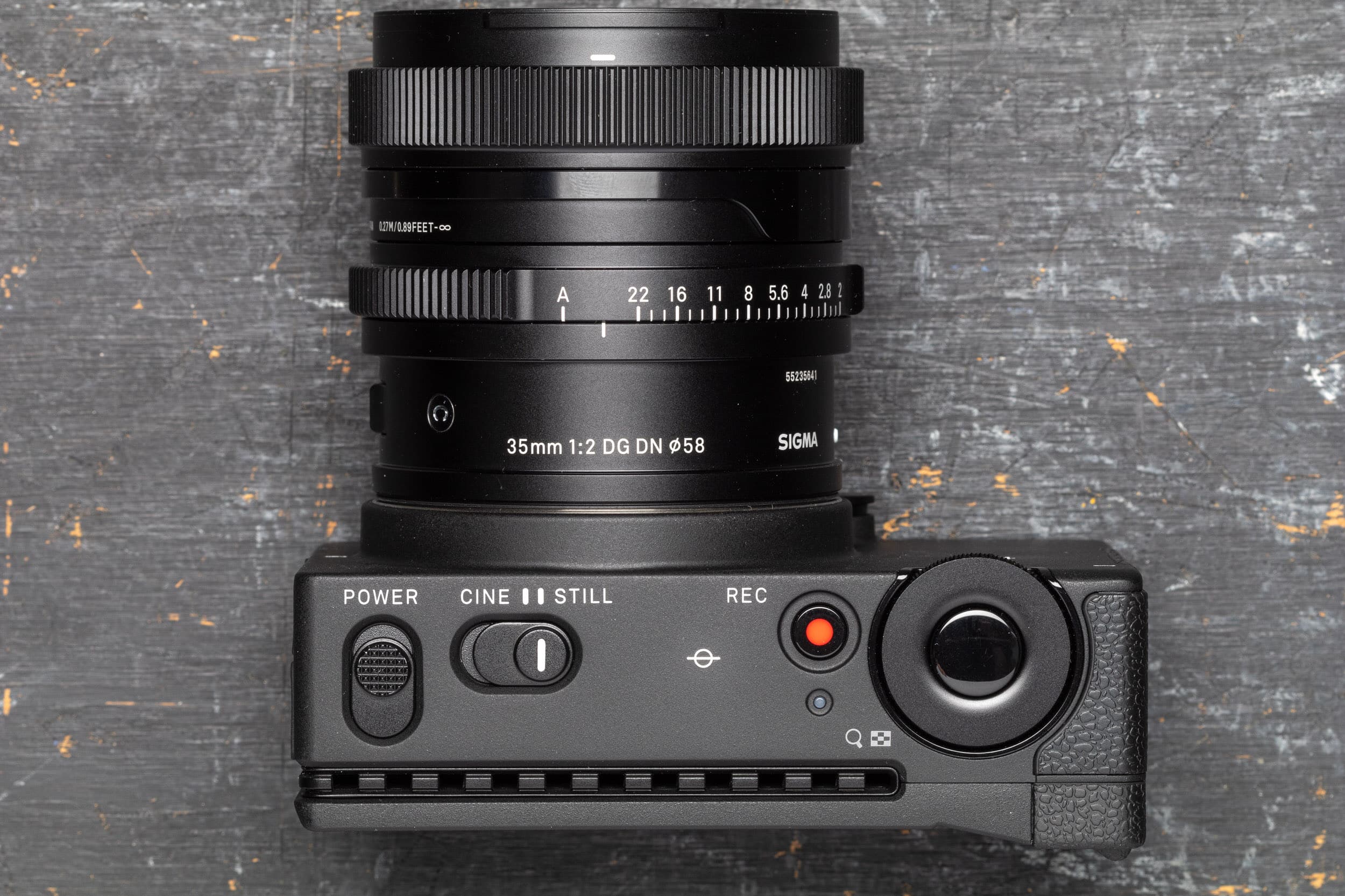 Sigma fp L02