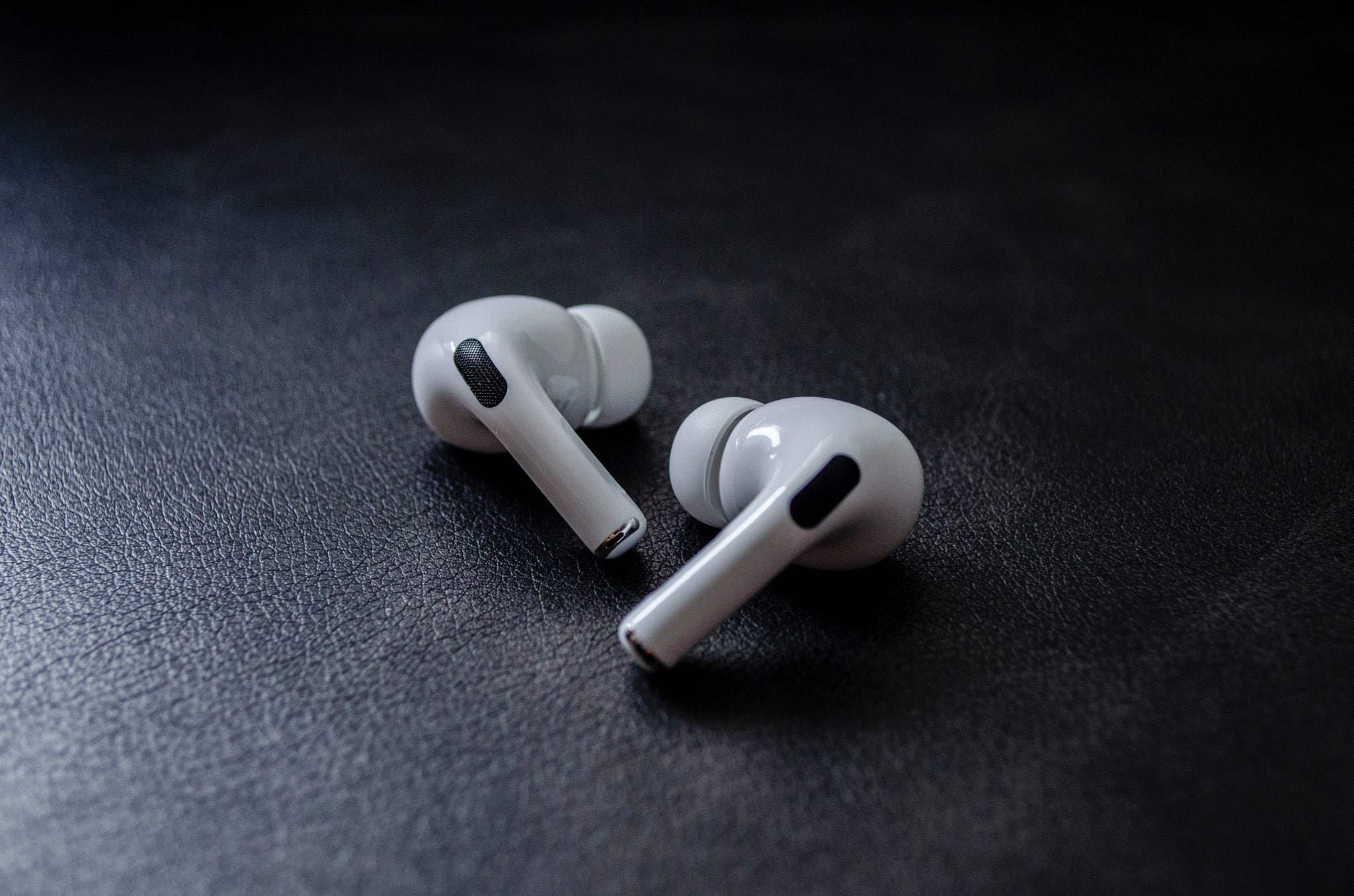 AirPods Pro miguel angel avila 3p5cPfbpVTc unsplash